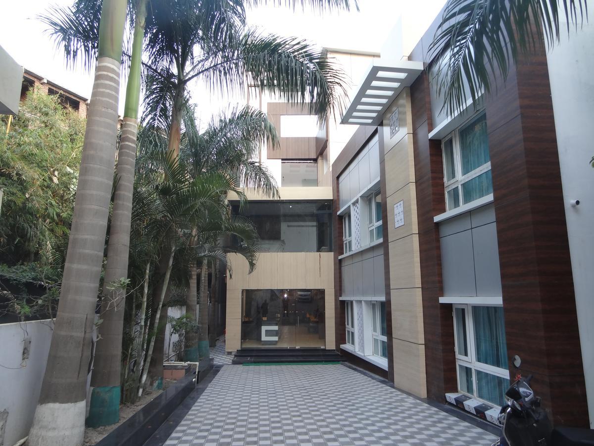 Kamakshi Residency By Royal Collection Hotel & Resorts Tapovan Eksteriør billede